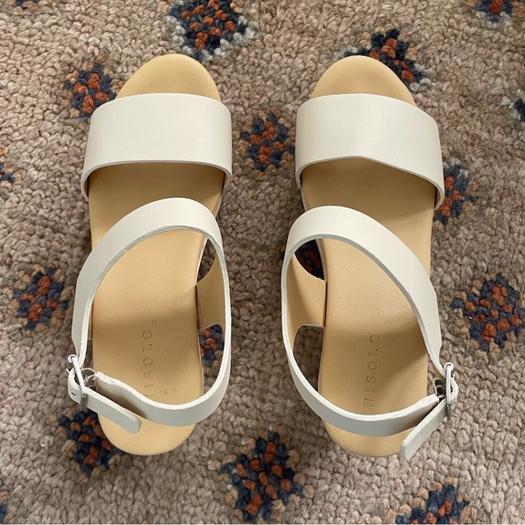 Nisolo All-Day Open Toe Clog - Picture 3 of 5